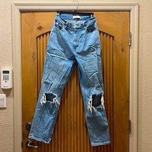 Abercrombie & Fitch Curve Love 90s Ultra High Rise Straight Jeans